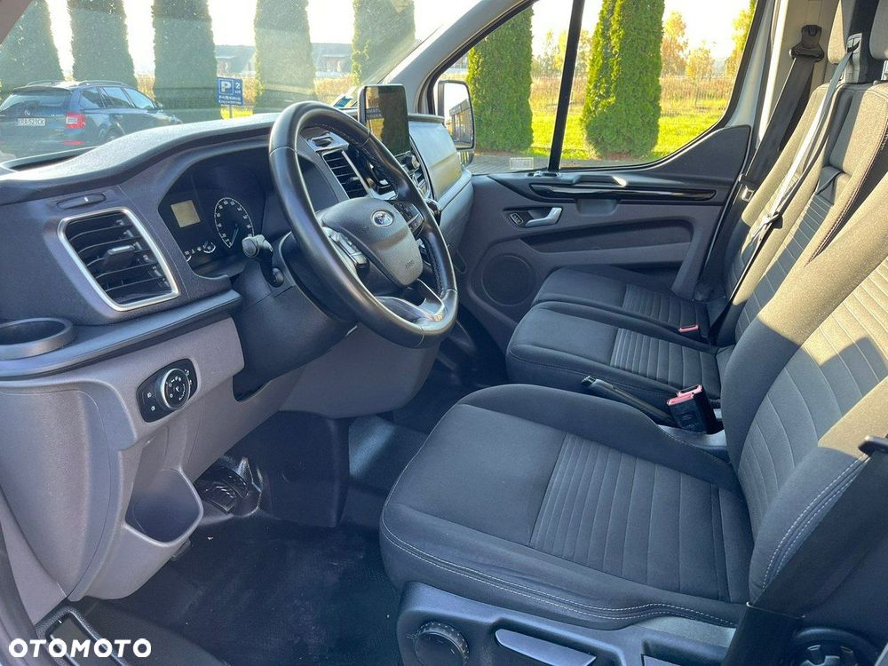 Ford Transit Custom - 13