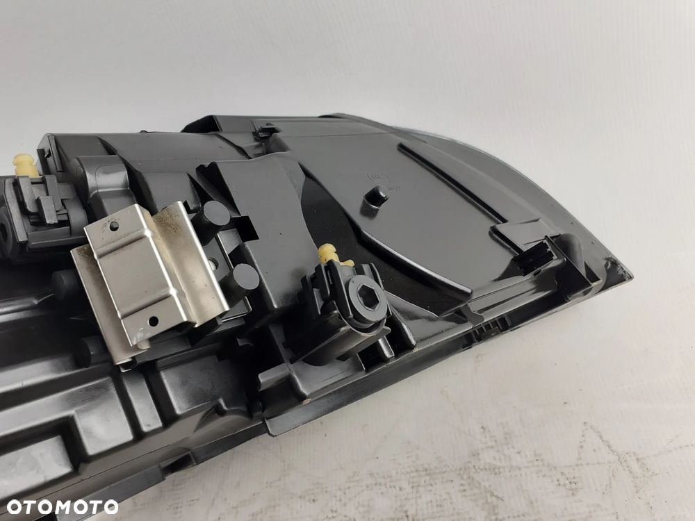 Lampa Lewa Volvo V50 S40 2007-2012 rok - Europa. - 9