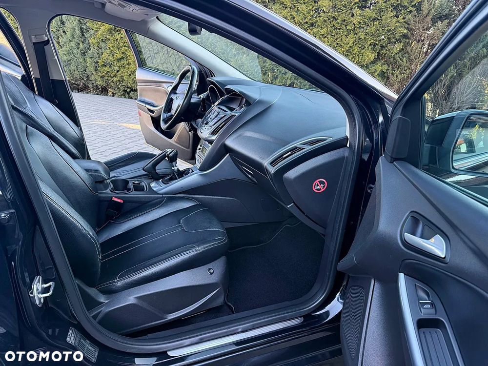 Ford Focus 1.6 TDCi ECOnetic 88g Start-Stopp-System Titanium - 17