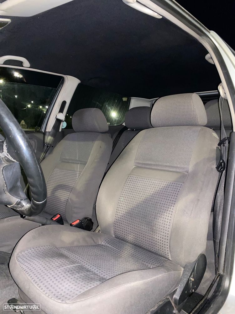 VW Polo 1.4 TDi Trendline - 5