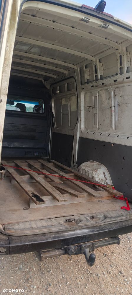 Volkswagen Crafter - 16