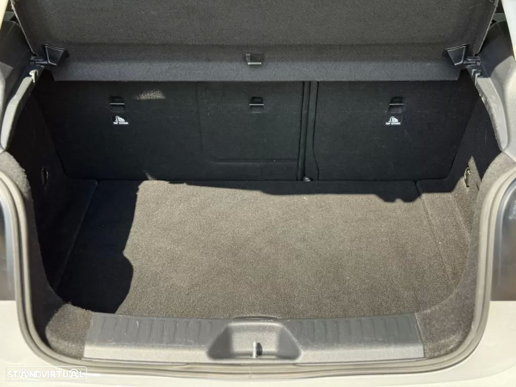 Mercedes-Benz A 180 CDI (BlueEFFICIENCY) Urban - 26