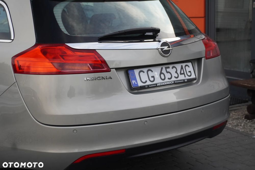Opel Insignia 1.8 Design Edition - 17