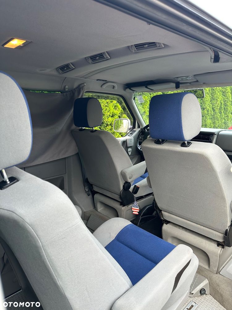 Volkswagen Multivan - 27