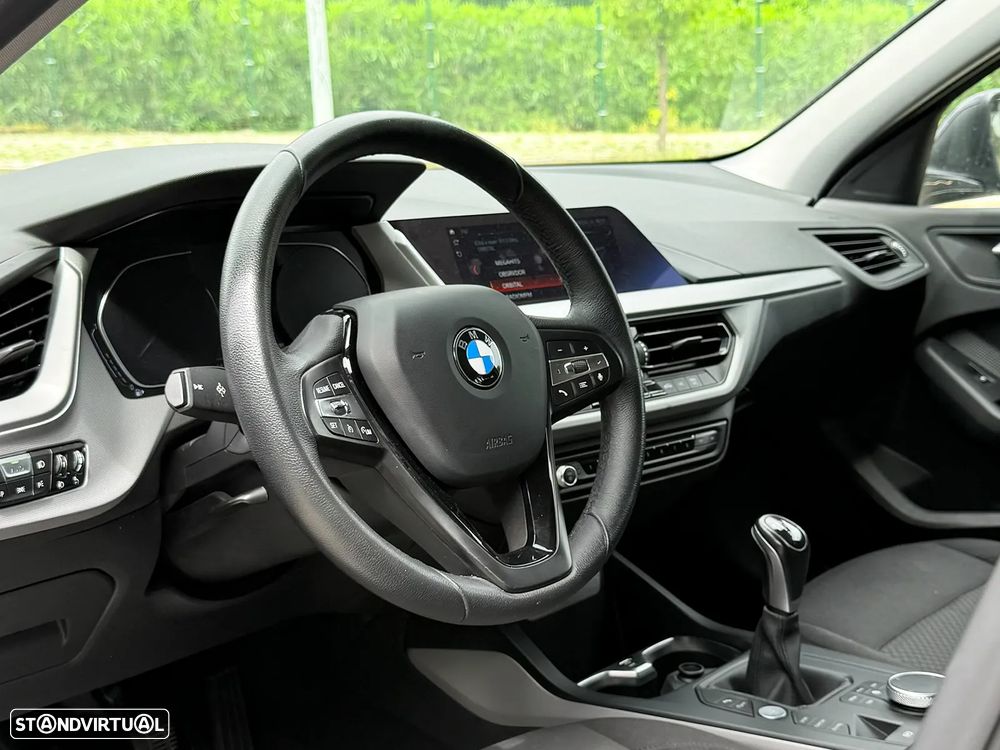 BMW 118 i Advantage - 19