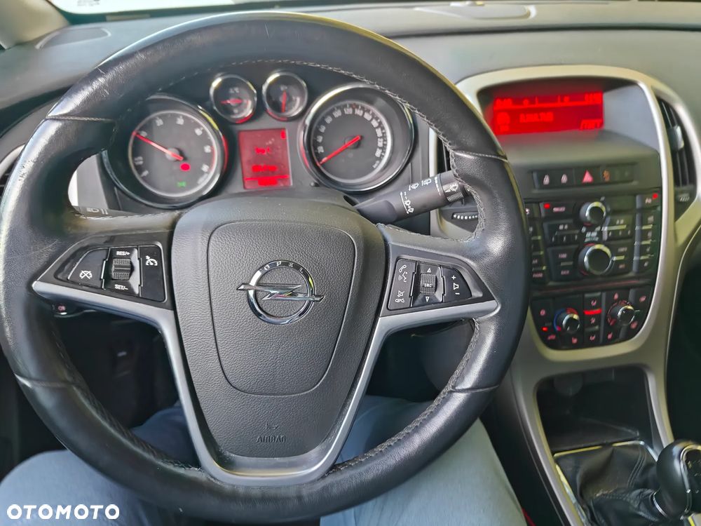 Opel Astra 1.3 CDTI DPF 150 Jahre - 13