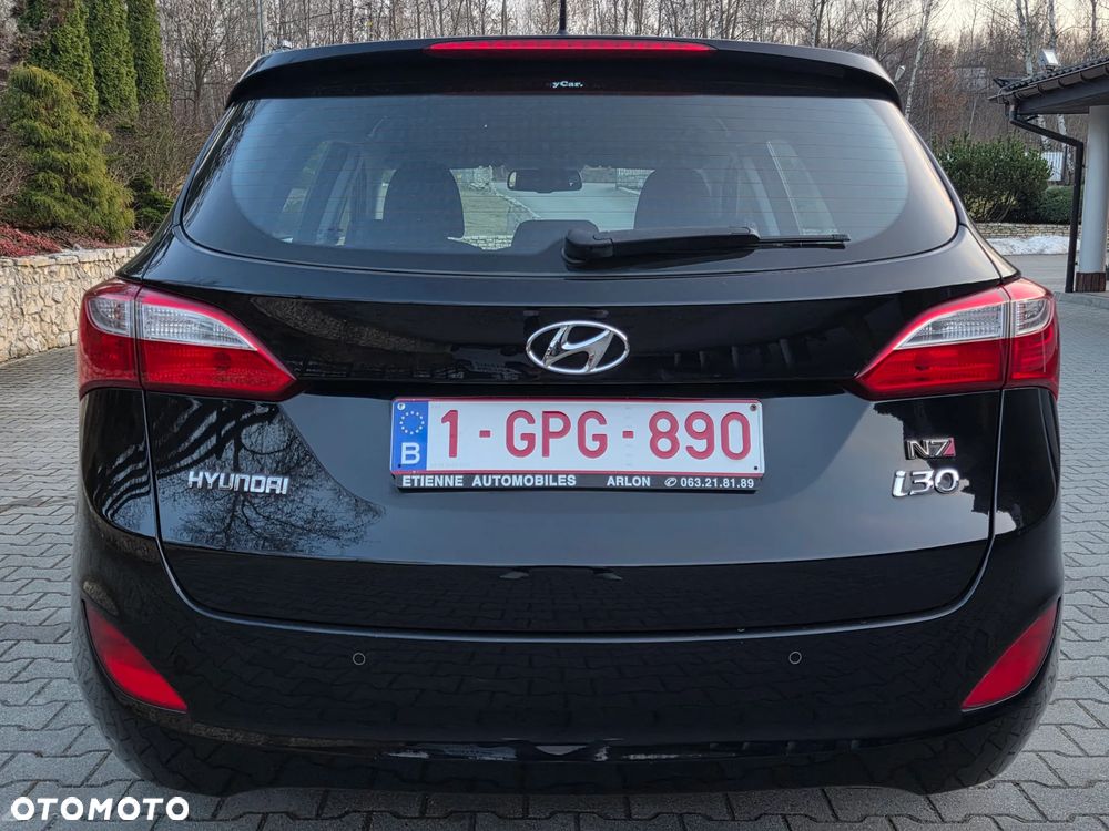 Hyundai i30 Kombi 1.6 GDi DCT Premium - 6