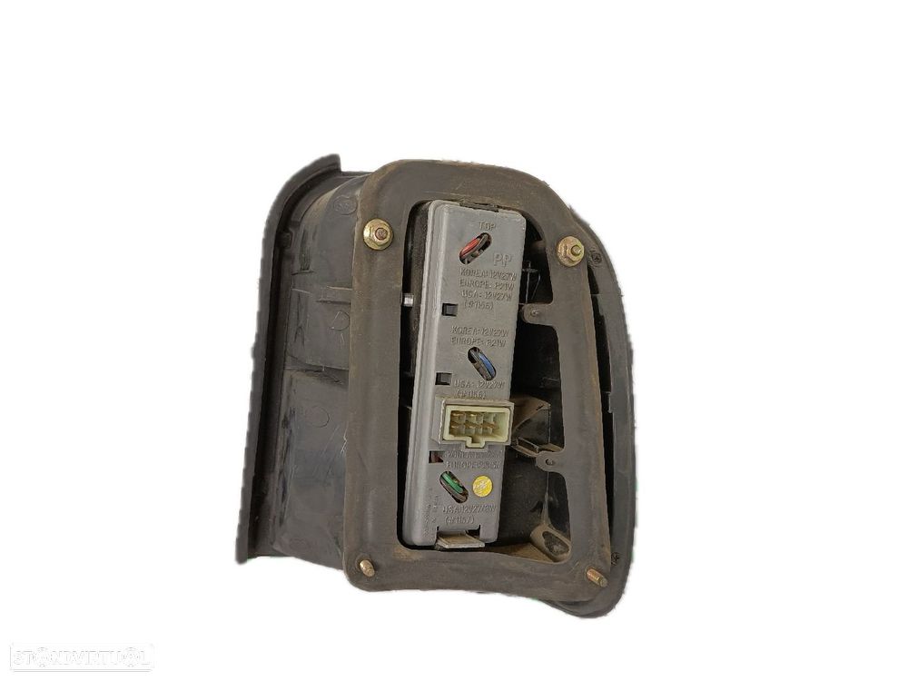 Farolim Esq Kia Sportage (K00) - 2