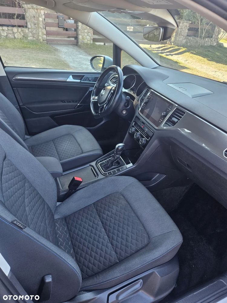 Volkswagen Golf - 13