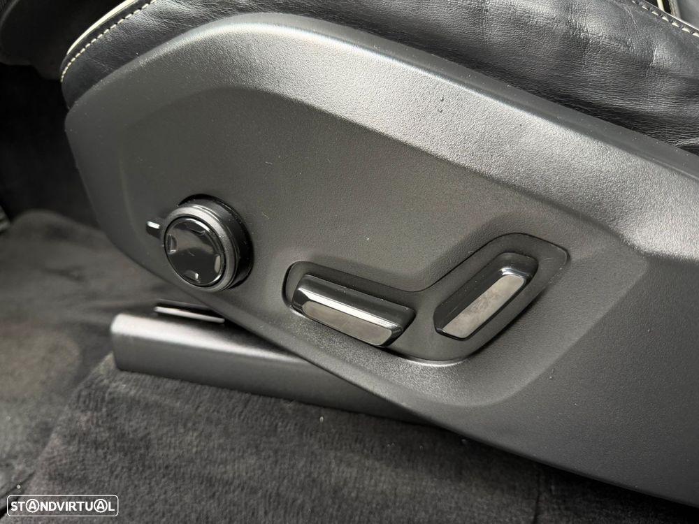 Volvo XC 90 2.0 T8 PHEV R-Design AWD - 20