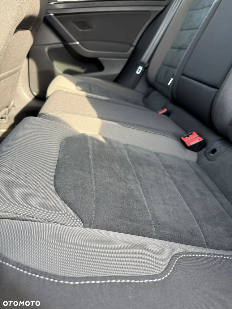 Volkswagen Golf 1.5 TSI BlueMotion ACT Highline - 24