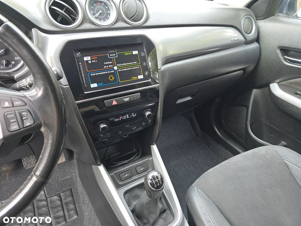 Suzuki Vitara 1.6 Comfort 4WD - 9