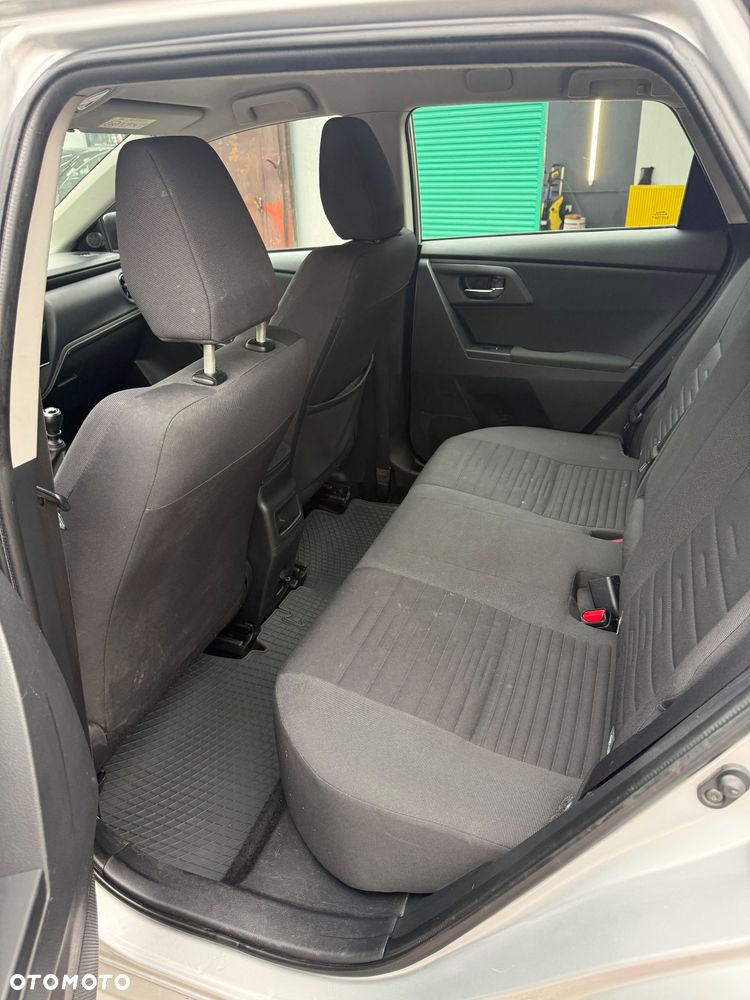Toyota Auris 1.6 D-4D Comfort - 9