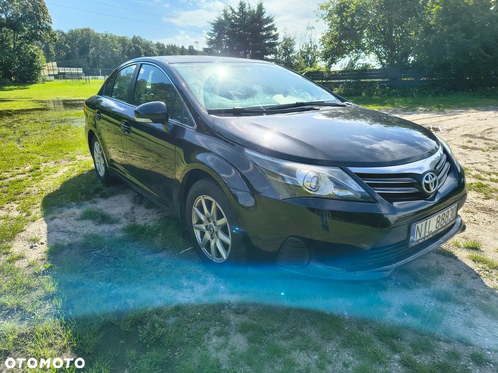 Toyota Avensis 1.8 Luna - 2