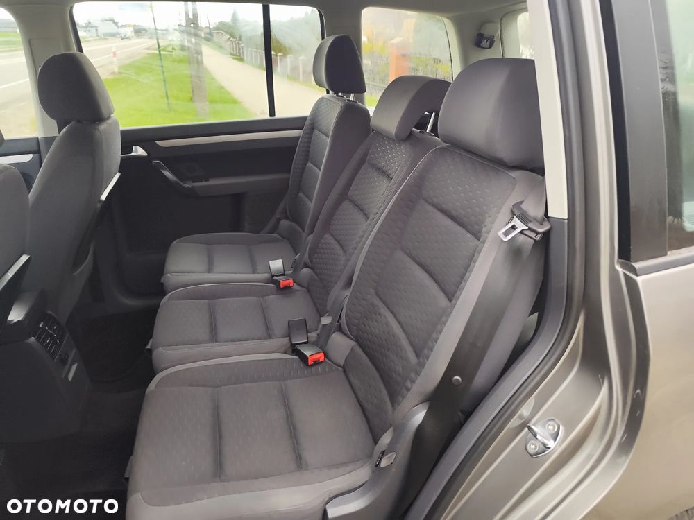 Volkswagen Touran 1.9 TDI Highline - 14