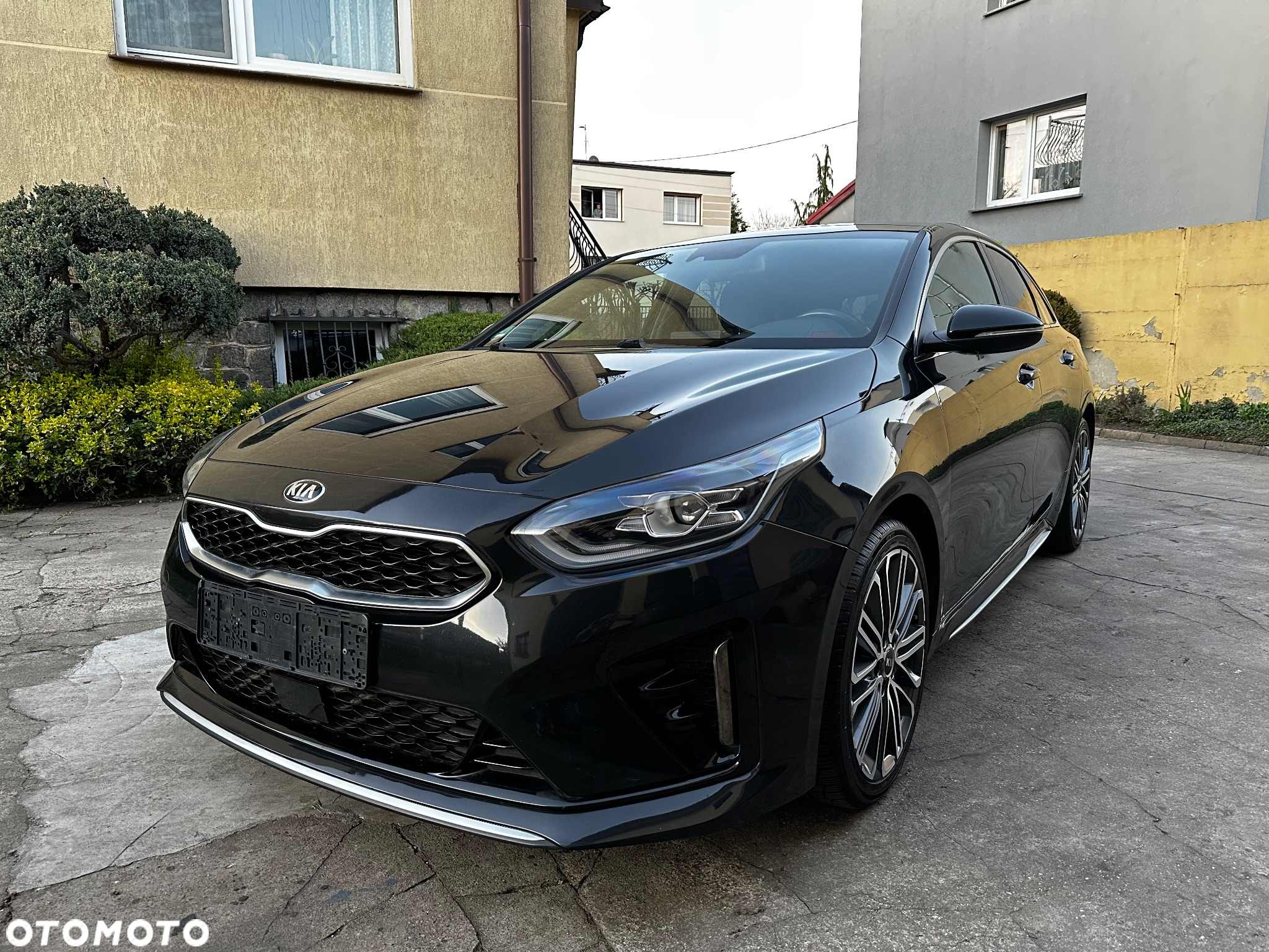 Kia ProCeed 1.4 T-GDI DCT7 OPF GT LINE - 2