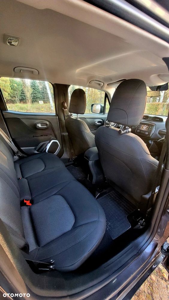 Jeep Renegade 1.6 E-TorQ Sport FWD - 17