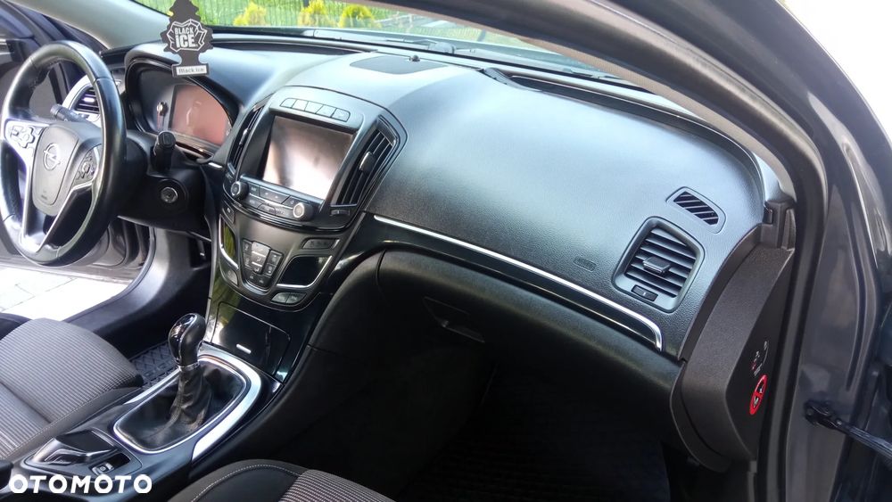 Opel Insignia - 21