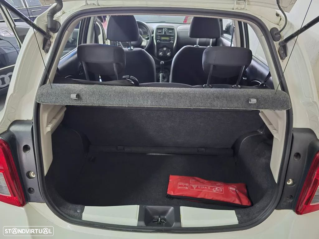 Nissan Micra 1.2 Tekna Premium Exterior White - 10