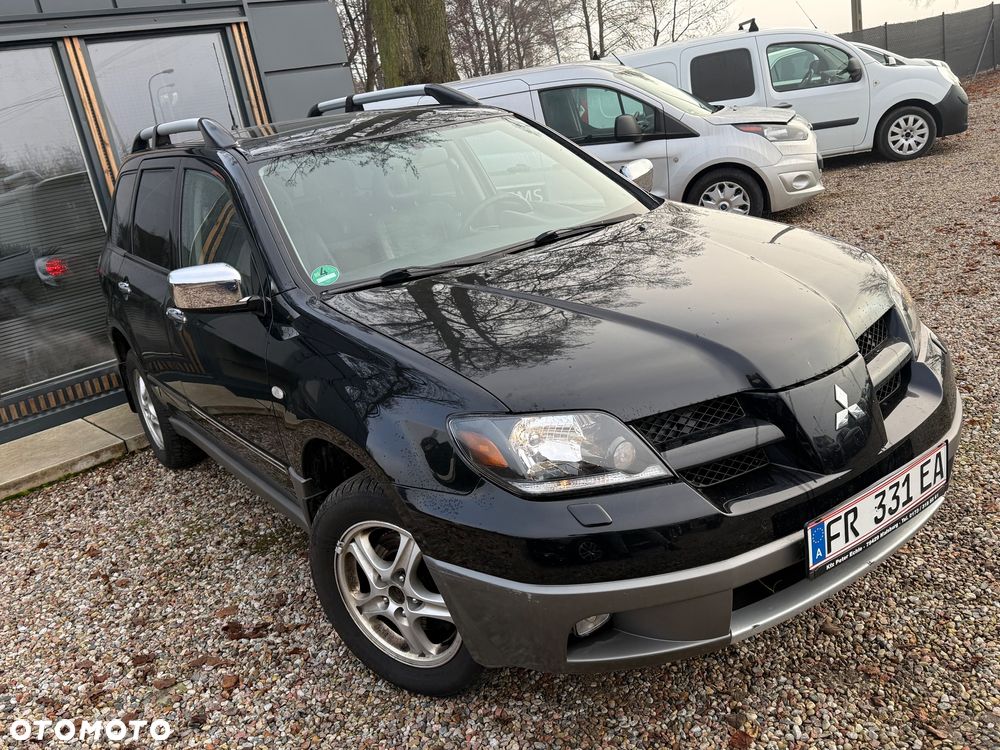 Mitsubishi Outlander 2.0 4WD Intense - 5