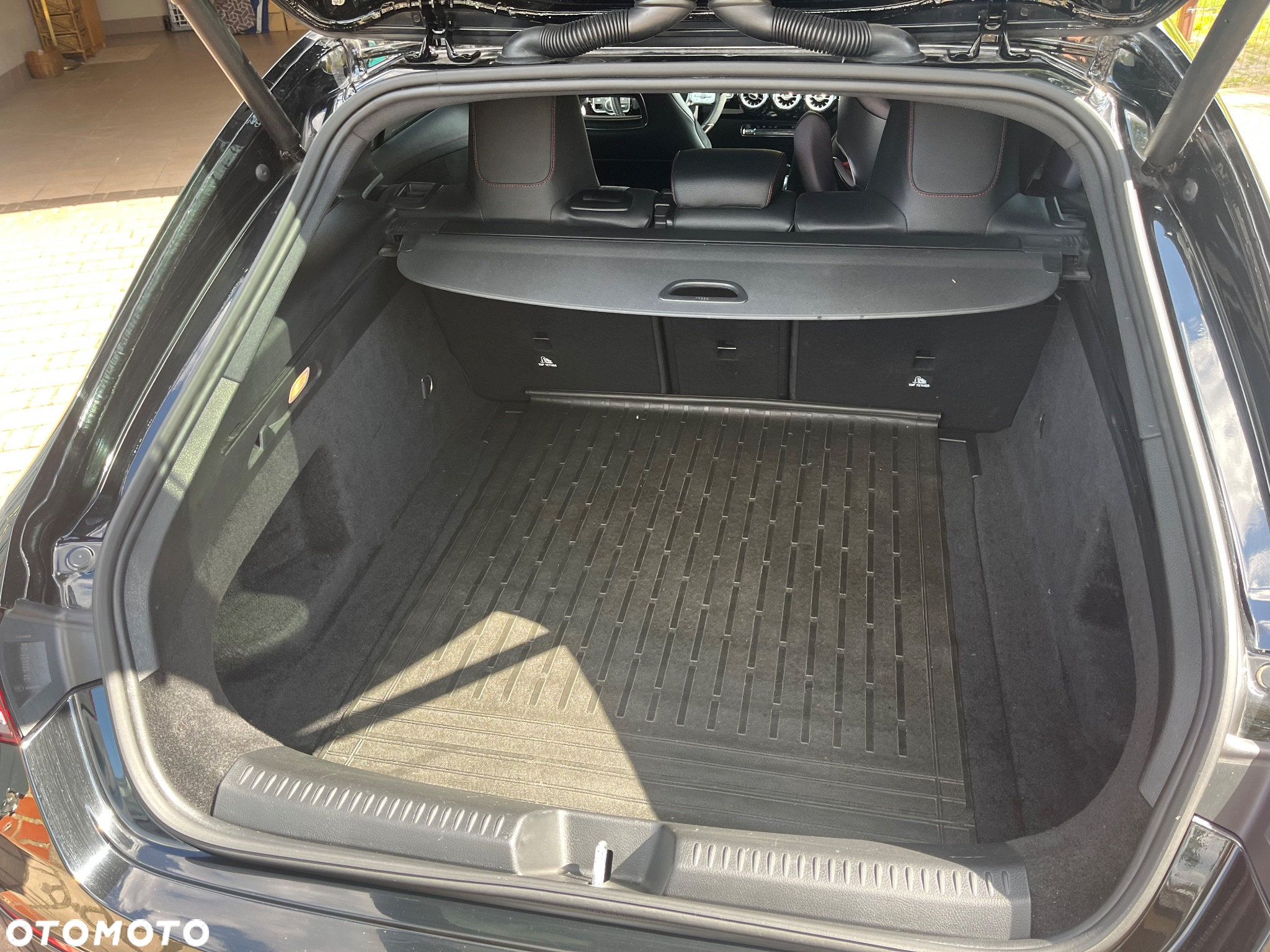 Mercedes-Benz CLA 200 AMG Line 7G-DCT - 7