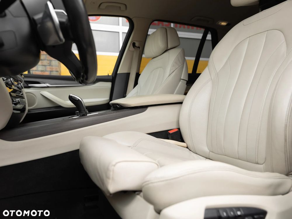 BMW X5 xDrive25d - 10