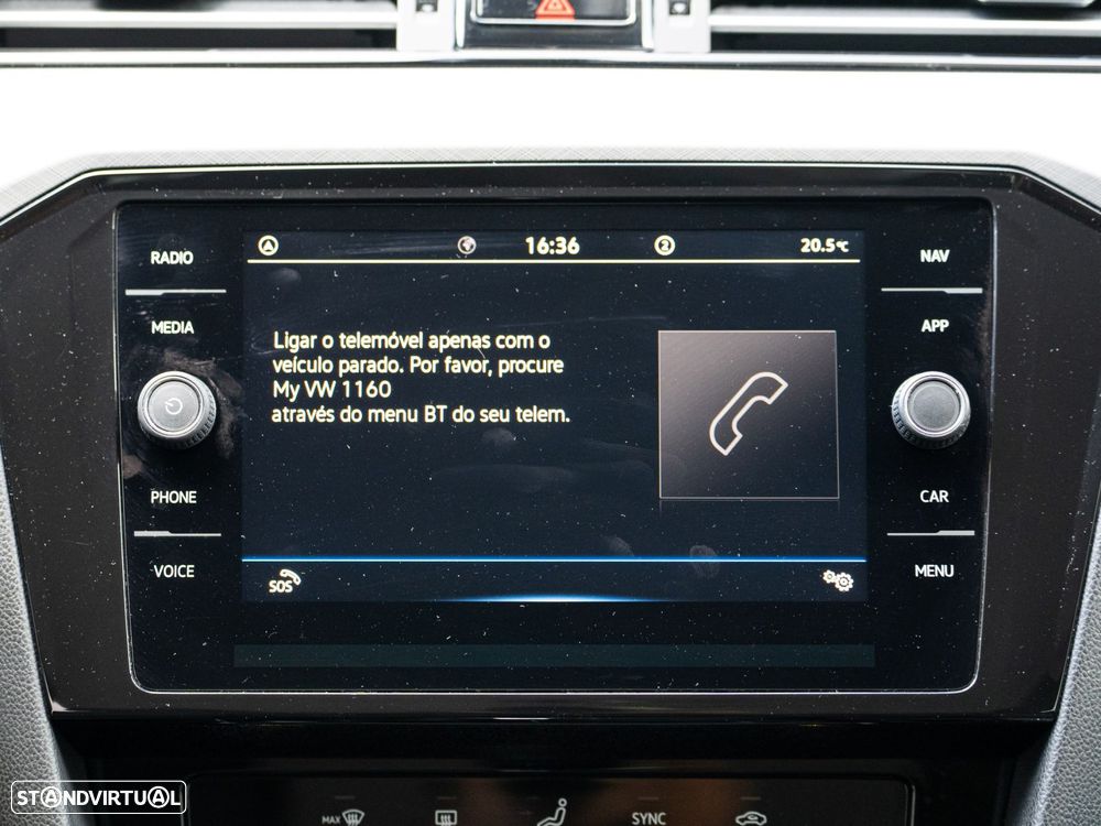 VW Passat Variant - 50