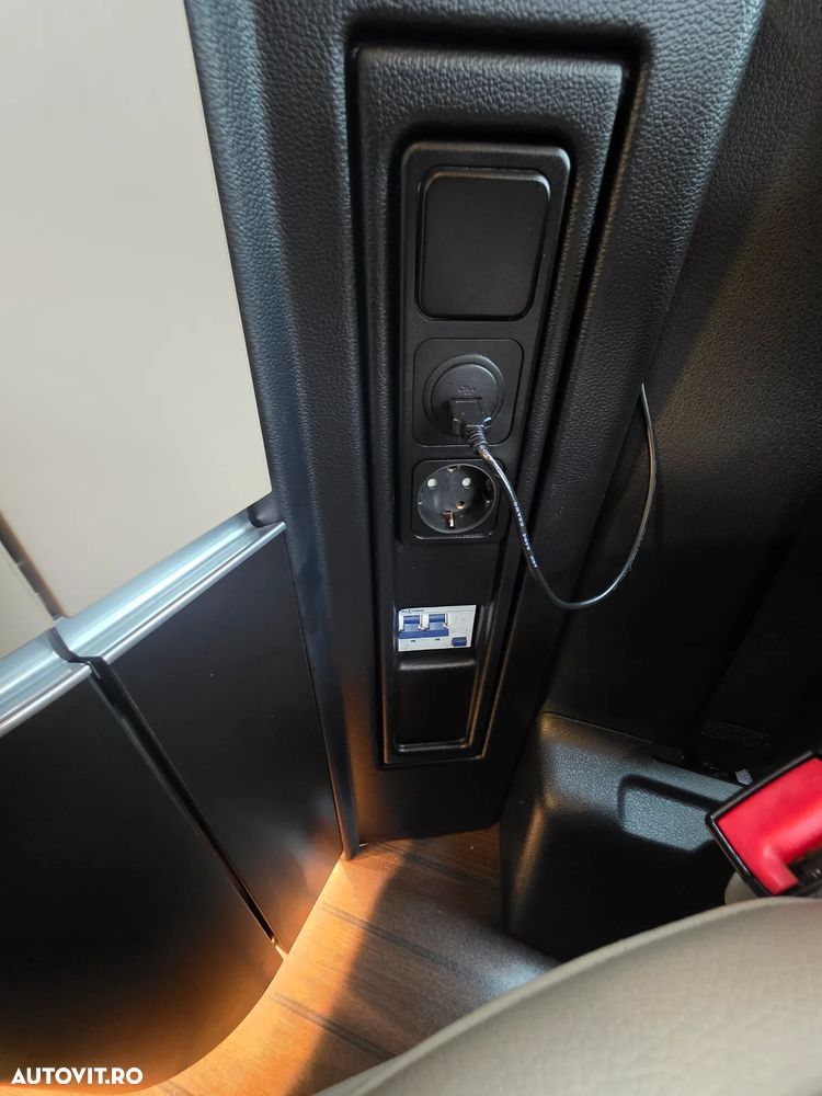 Mercedes-Benz Marco Polo 250 (BlueTEC) d lang 4Matic 7G-TRONIC Avantgarde - 23