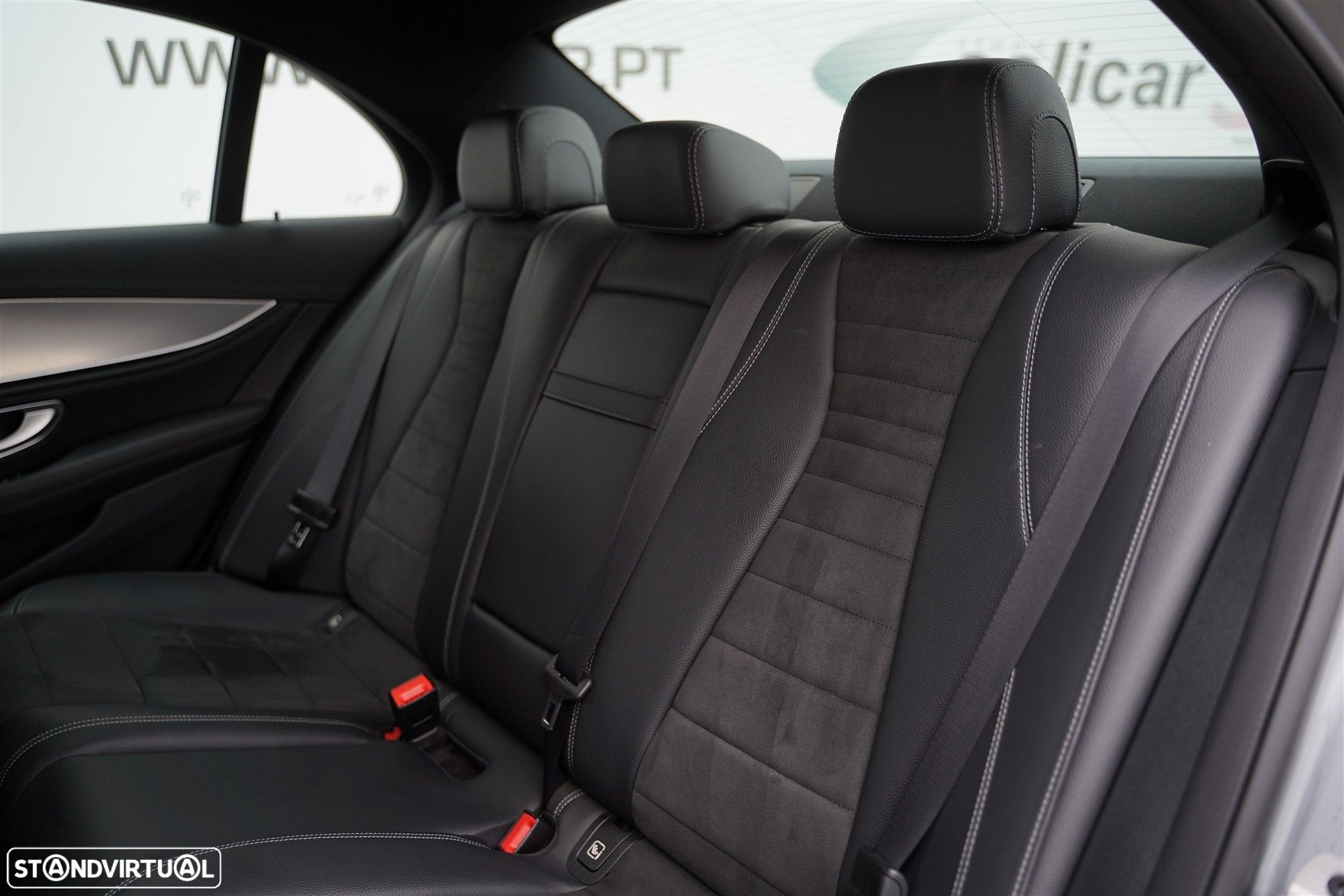 Mercedes-Benz E 300 de AMG Line - 12