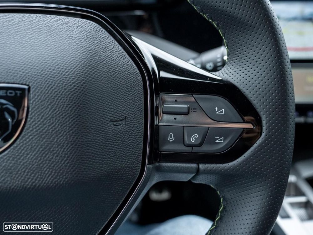 Peugeot E-408 58 kWh GT - 33