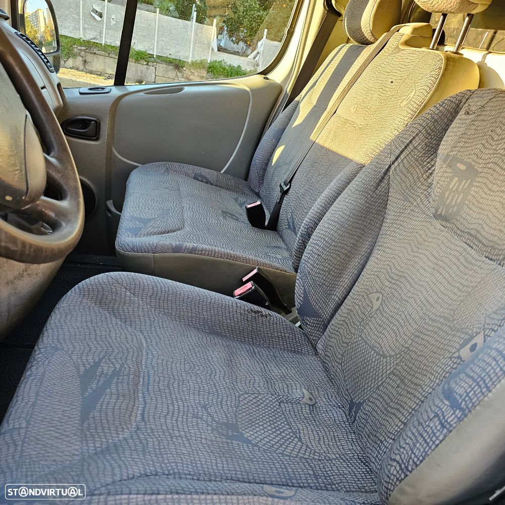 Renault Trafic - 20