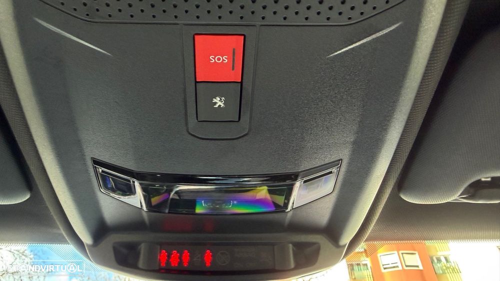 Peugeot 208 PureTech 100 GT Pack - 24