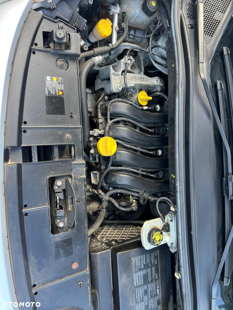 Renault Scenic - 16