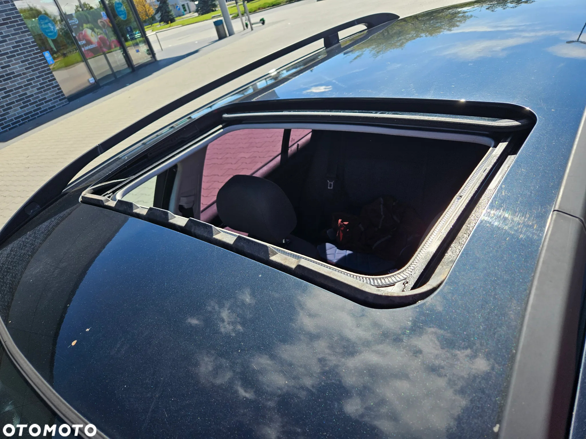 BMW Seria 3 318i Touring - 4