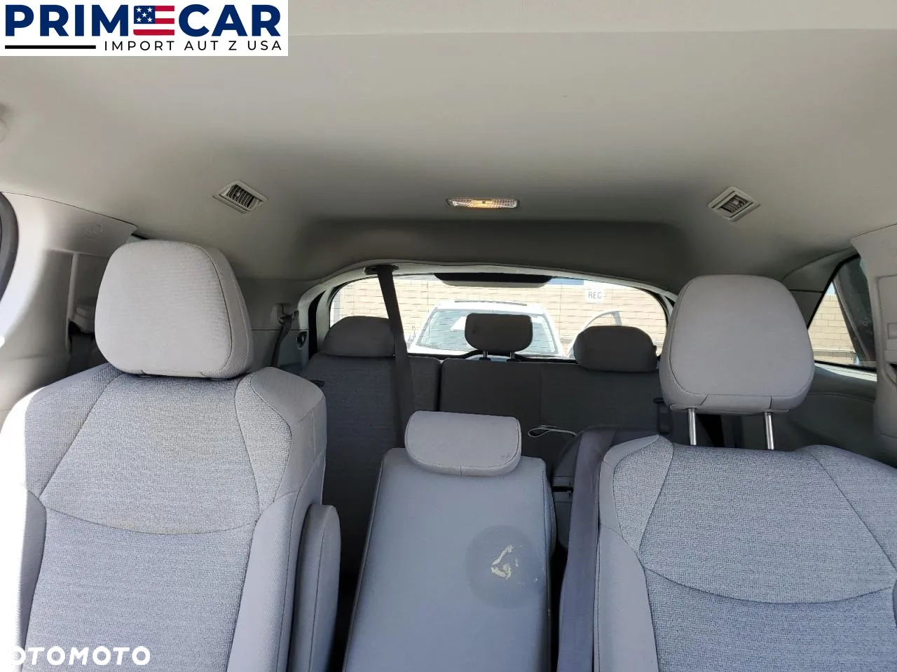 Toyota Sienna - 10