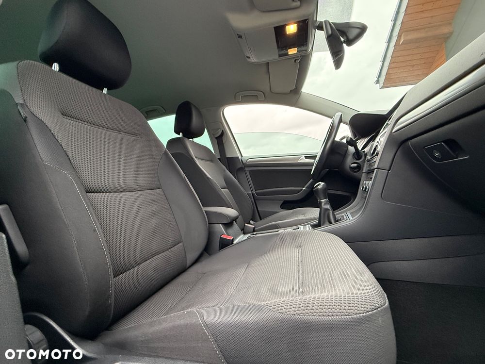 Volkswagen Golf 1.6 TDI BlueMotion Technology Trendline - 17