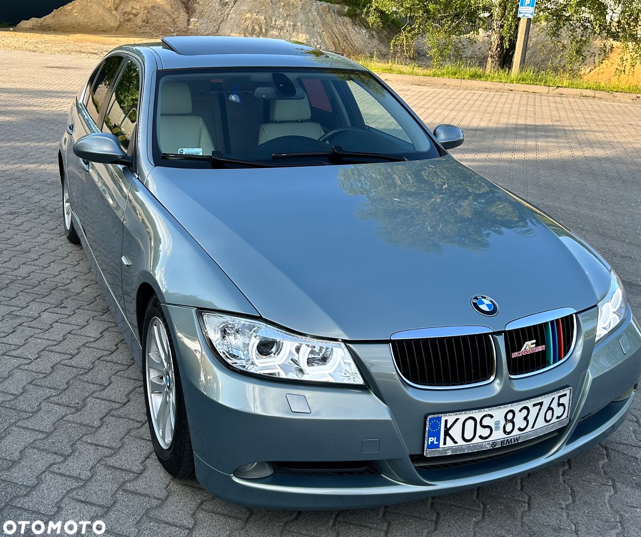 BMW Seria 3 325i - 2