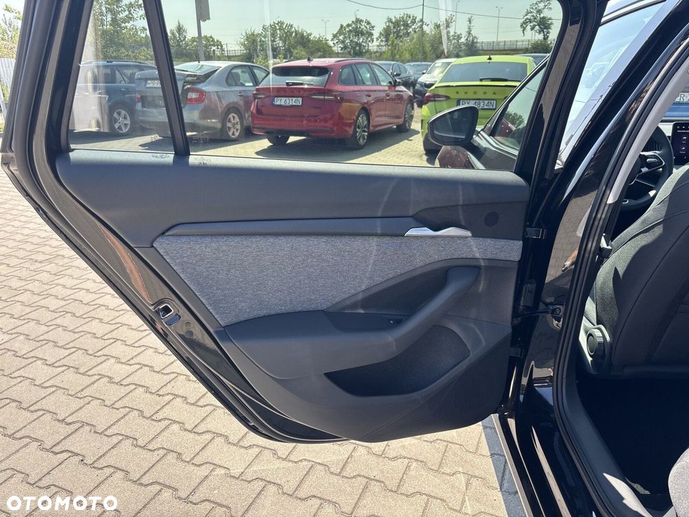 Skoda Superb 1.5 TSI Plug-in Hybrid Drive DSG - 16
