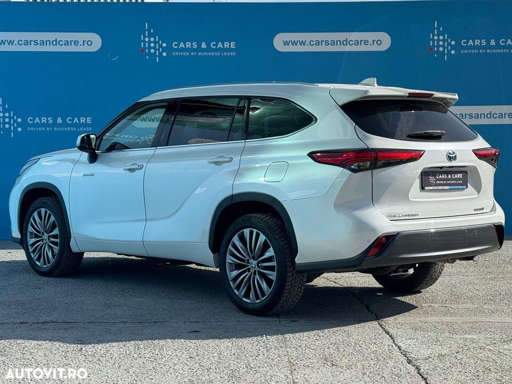 Toyota Highlander 2.5 L Dynamic Force 248CP Exclusive Pearly - 3