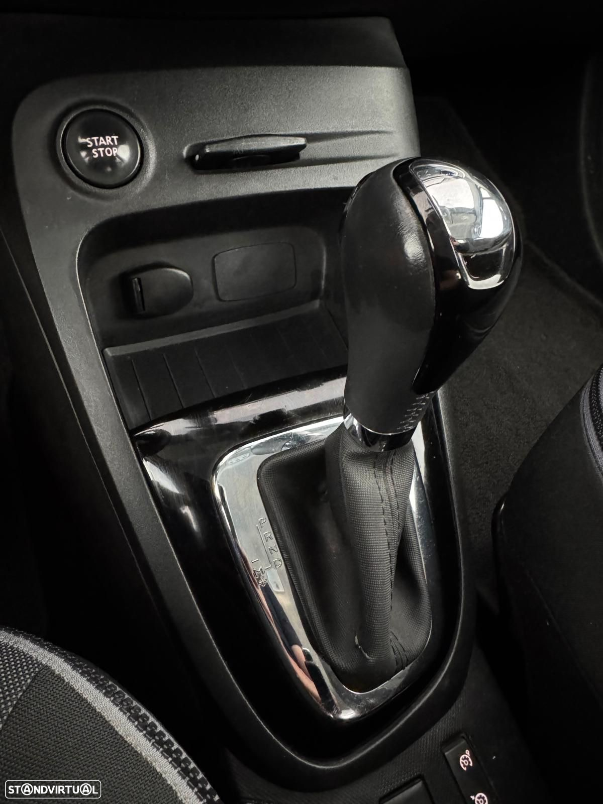 Renault Captur 1.2 TCe Exclusive EDC - 10