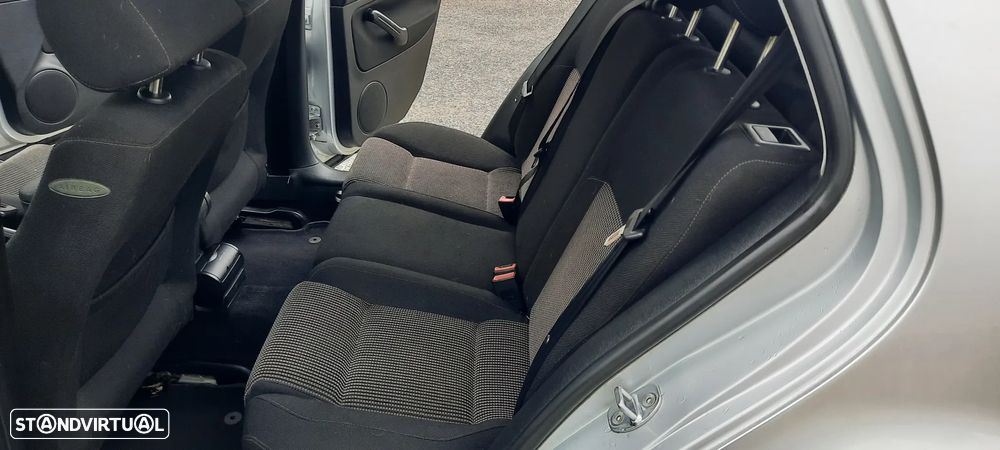 VW Golf 1.9 TDi Sport Generation - 9