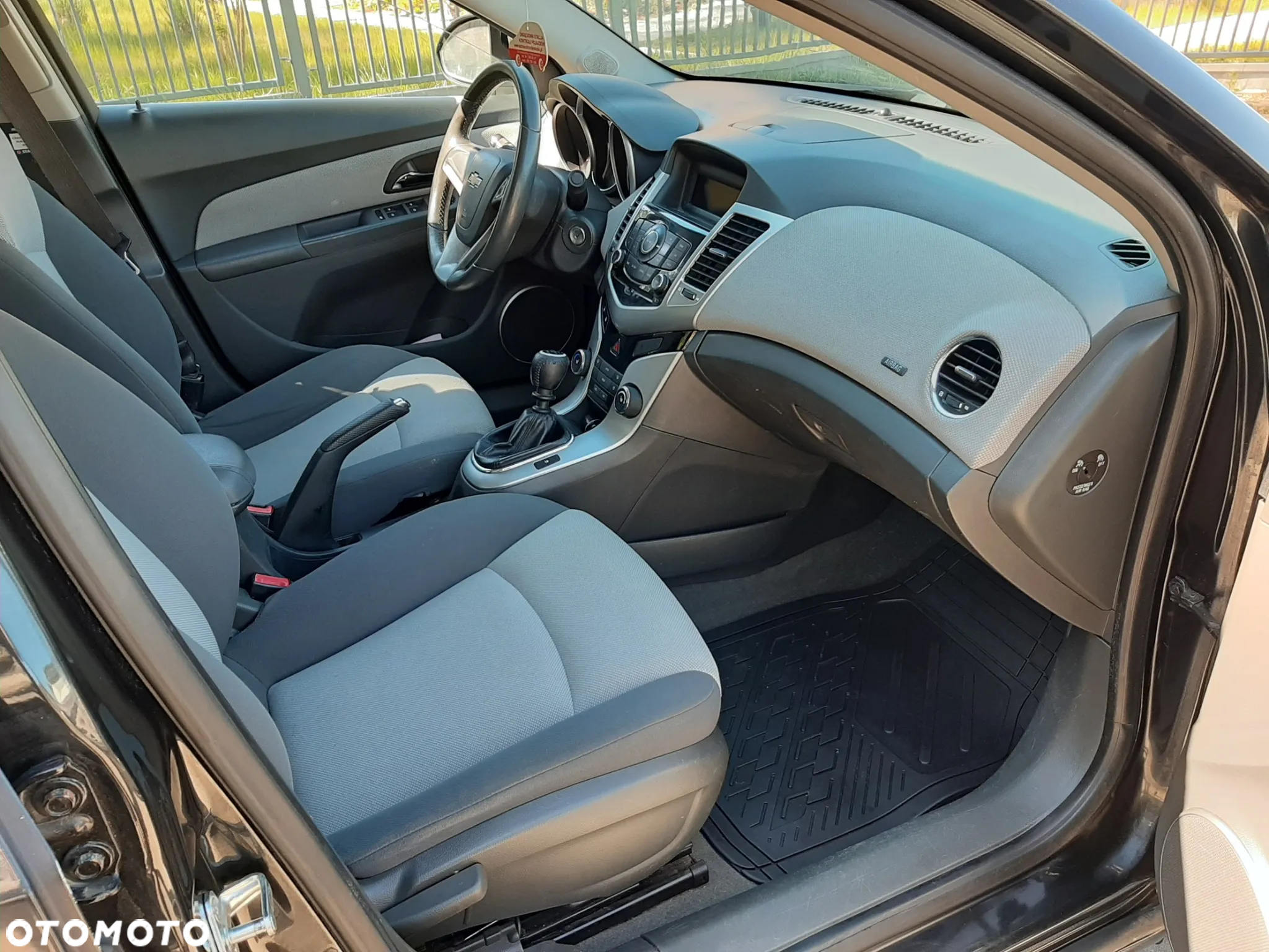 Chevrolet Cruze 1.6 LS - 9