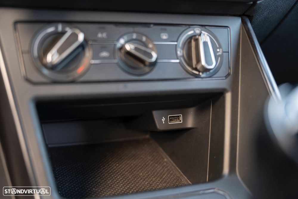 VW Polo 1.0 Confortline - 18