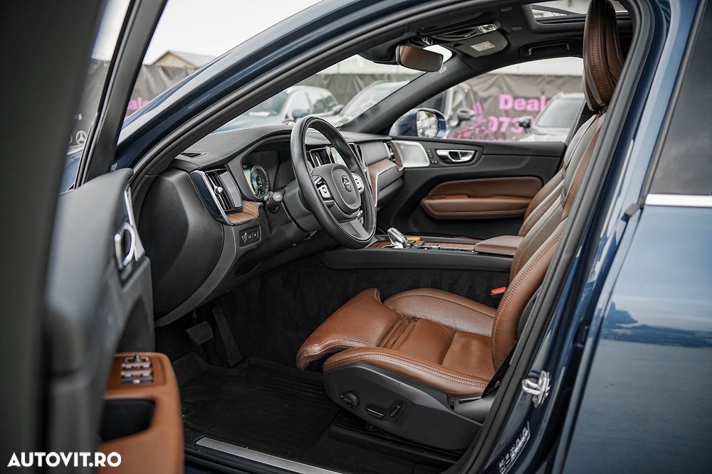 Volvo XC 60 Recharge T8 Twin Engine eAWD Inscription - 12