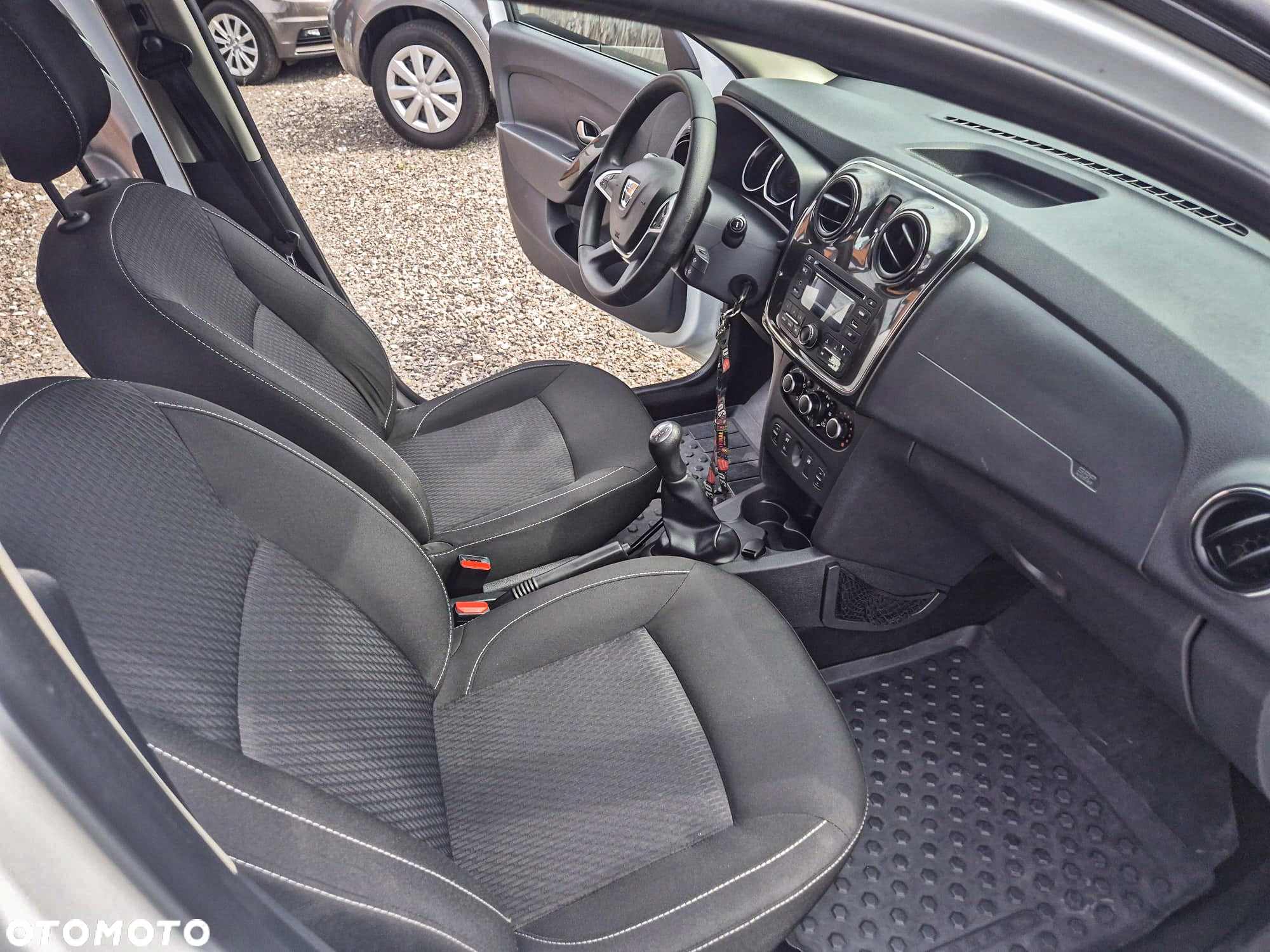 Dacia Logan MCV 1.2 16V Laureate - 21