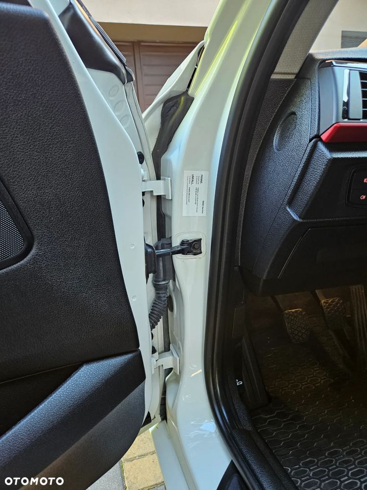 BMW Seria 1 116d Sport Line - 18