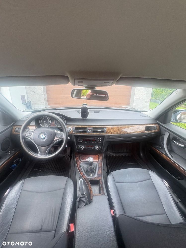 BMW Seria 3 - 14