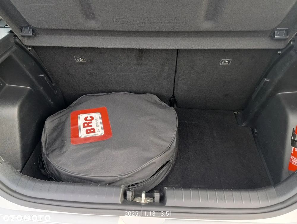 Hyundai i20 1.2 Modern - 6