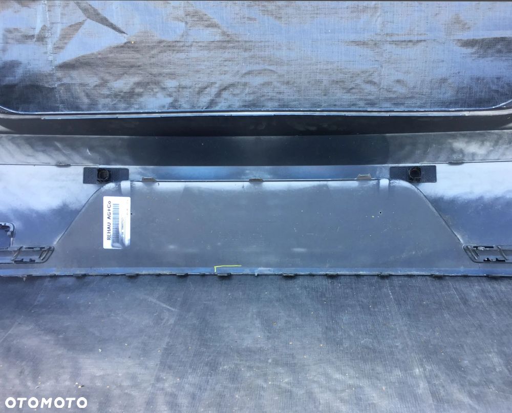 VW PASSAT B7 SEDAN 2010-2014 ZDERZAK TYLNY TYŁ - 8