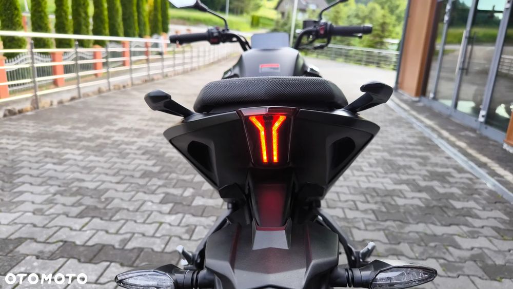 VOGE R125S - 12